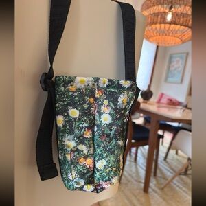 Baggu water bottle bag